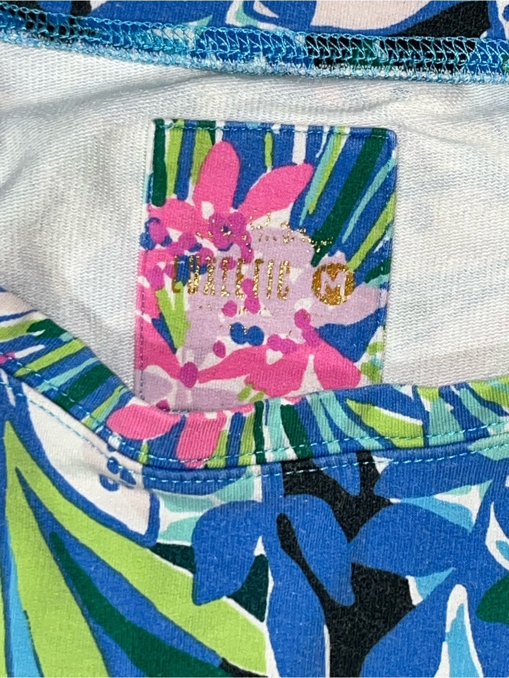 Lilly Pulitzer Women’s Luxletic Blythe Floral Pullover Size Medium - Picture 4 of 7